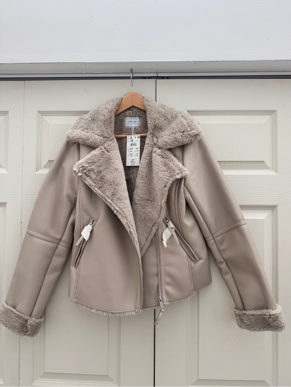 Faux leather jacket - Picture 3 of 3
